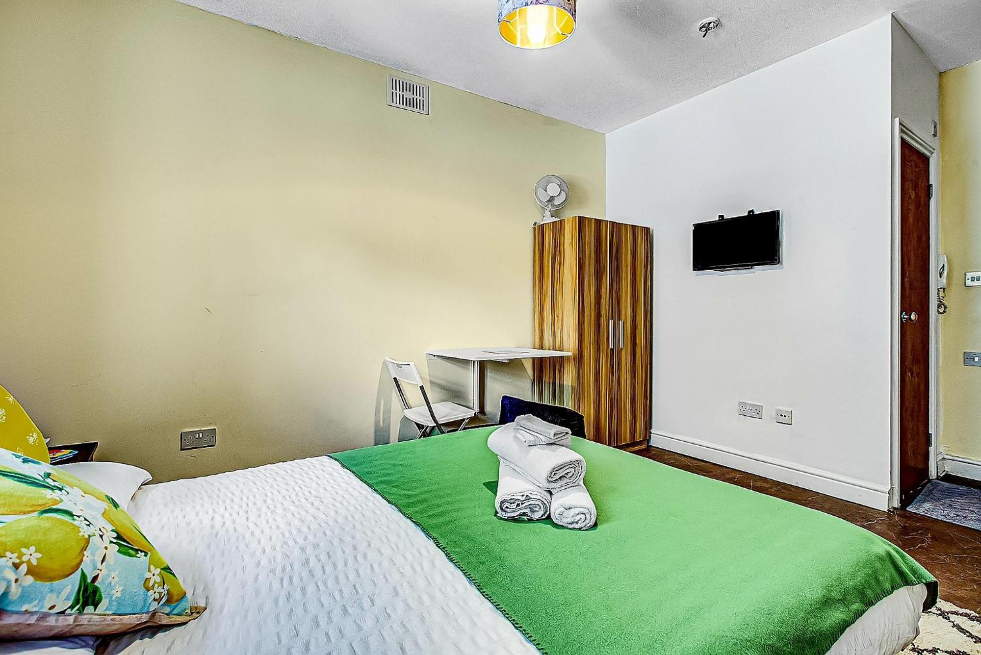 Love hôtel Oat Homes